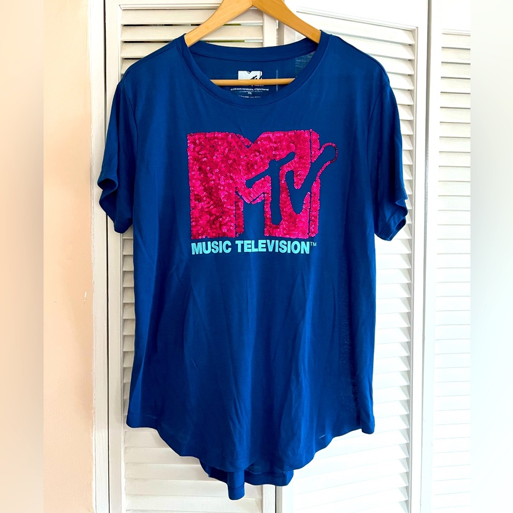 Sequined MTV top, XXL
